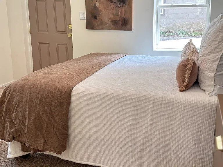 747 Matilda Pl NW — Photo 19
