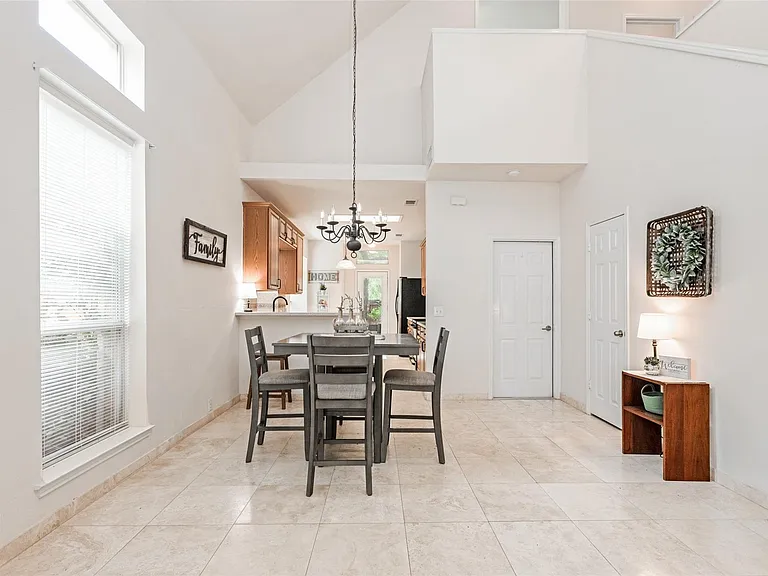 11549 Fountainbridge Dr — Photo 9