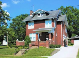 103 S Johnson St, New Athens, IL