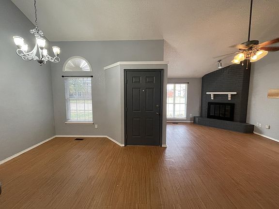 3rd image of 2134 Lonnie Ln