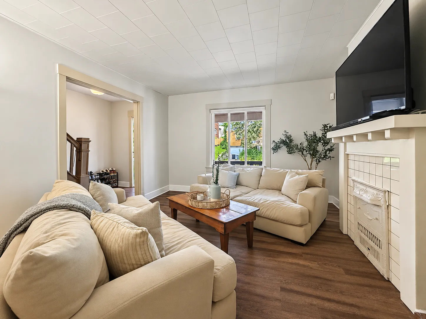 3 bed, 1160 sqft, $1,650 — Photo 4