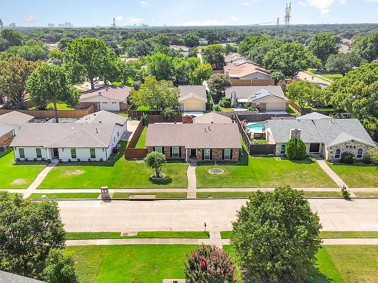 1616 Montana Trl — Photo 30