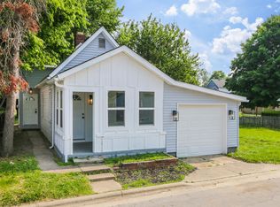 348 Barnes Ave, Circleville, OH 43113