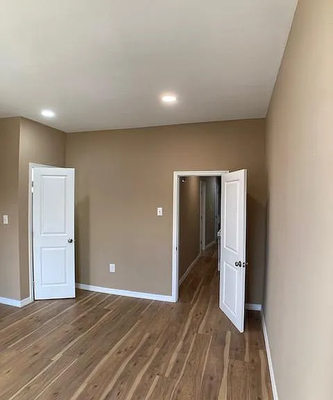 4523 Parrish St — Photo 50