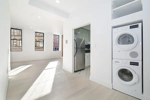 Rented by Compass | media 13