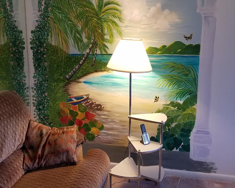 Beautifully hand painted mural.