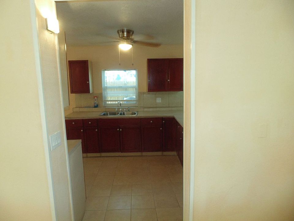 1st image of 3917 E 15th Ave