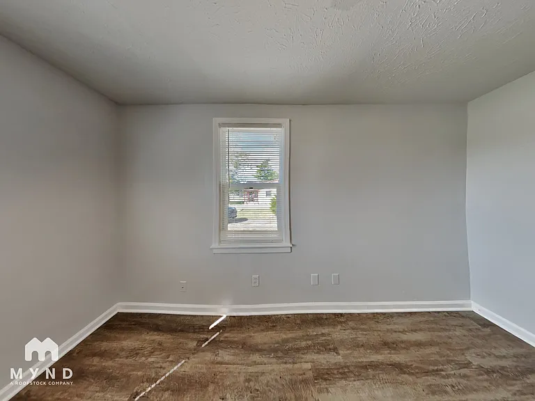 808 W Smith Valley Rd — Photo 15