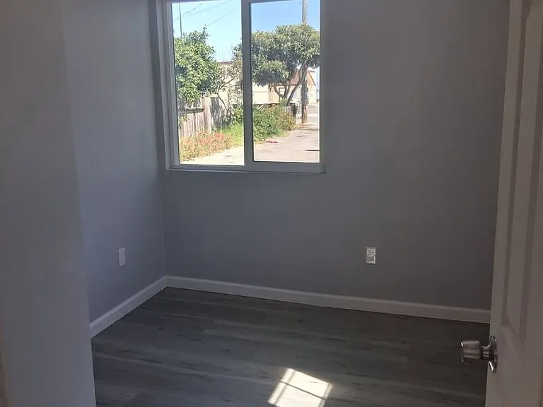 109 Atkinson Ln — Photo 9