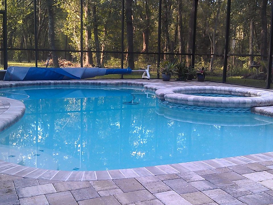 Oversized Pool Cage