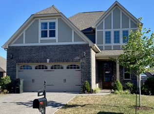 1009 Laurelwood Dr, Gallatin, TN 37066