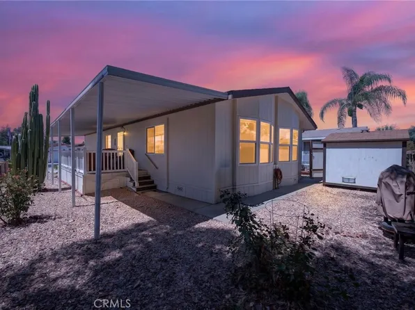 1338 Bishop Dr, Hemet, CA 92545