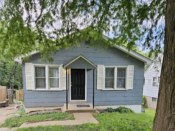 9812 Balboa Dr, Saint Louis, MO 63136