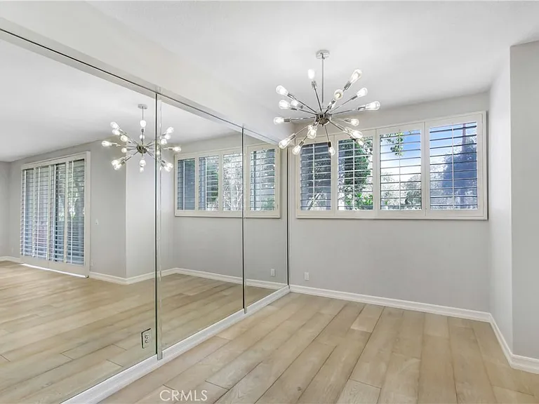 4949 Genesta Ave #104 — Photo 11