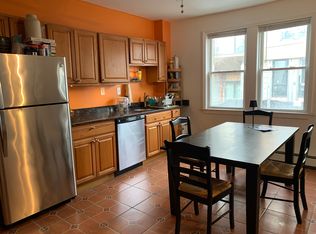383 Prospect St APT 1, Cambridge, MA 02139