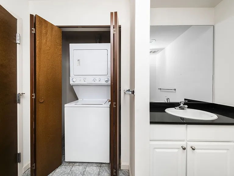 The Warehouse Apartments — Photo 12
