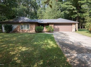 610 Streamside Dr, Galesburg, MI 49053