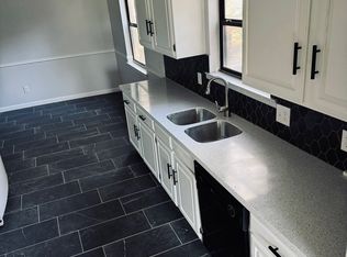 2106 Rainwood Ct, Arlington, TX 76017