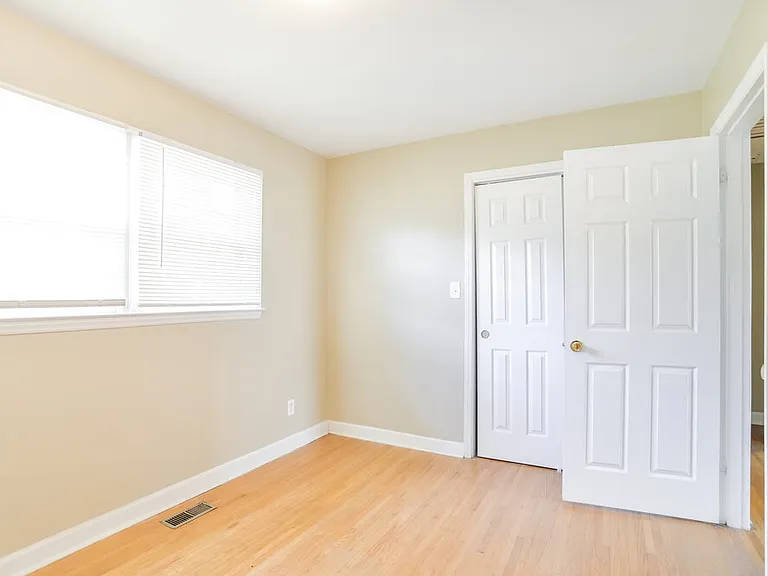 3304 Sunset Rd — Photo 12