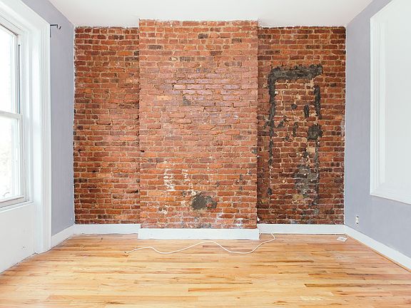 5th image of 1428 Putnam Ave #2K