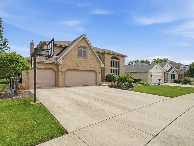 Preston Dr — Photo 2
