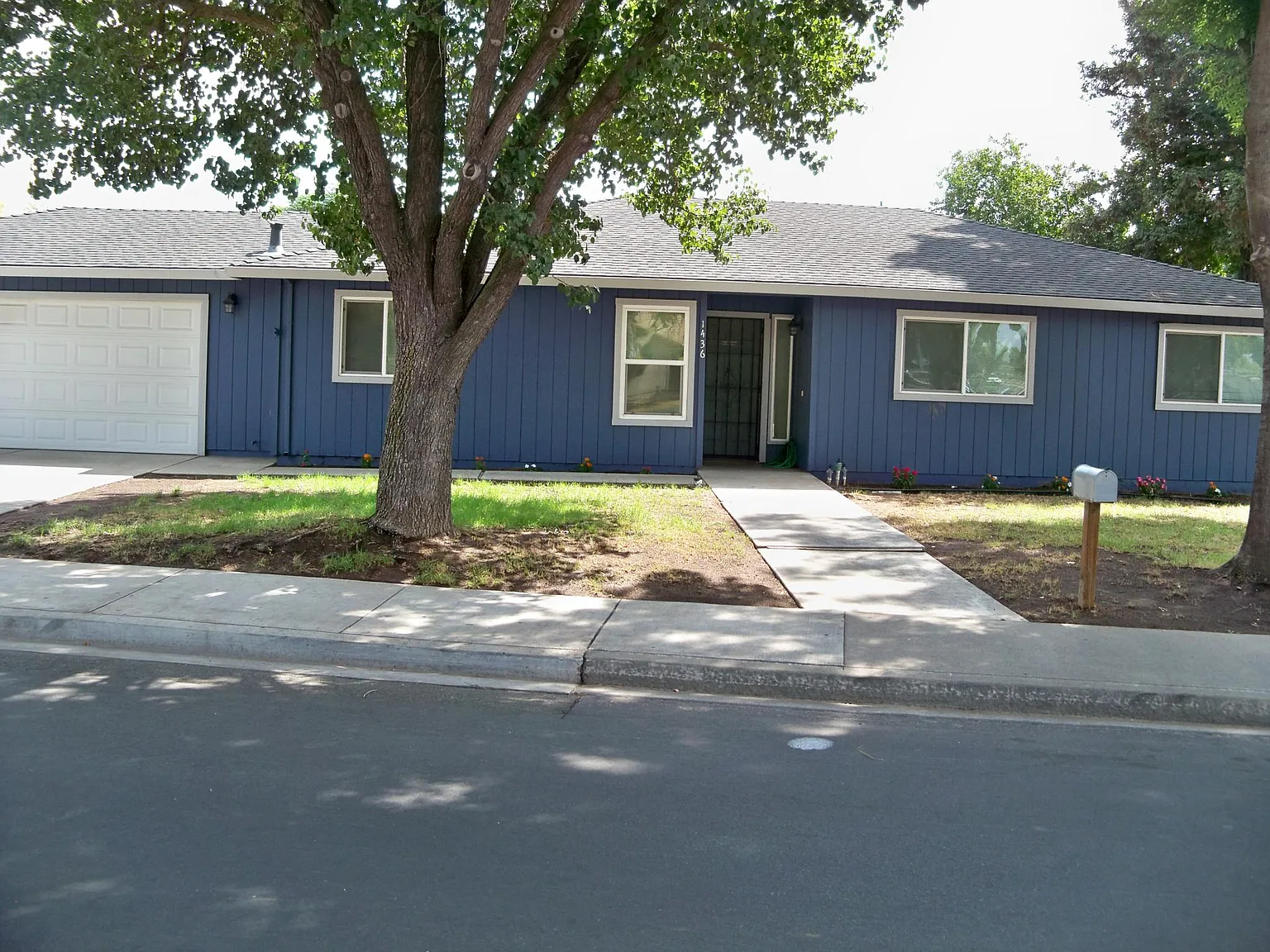 1436 Poust Pl photo 1