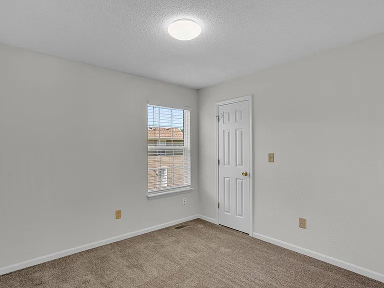 4401-4403 Cheryl Ct. — Photo 42