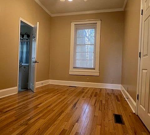 5th image of 965 New St