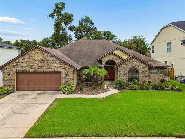3822 COLD CREEK DRIVE, VALRICO, FL 33594