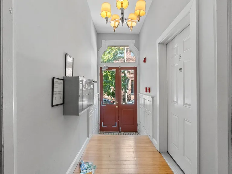 1226 N Calvert Street — Photo 3