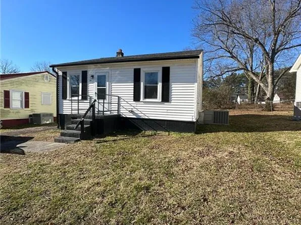 311 Coble St, Burlington, NC 27215