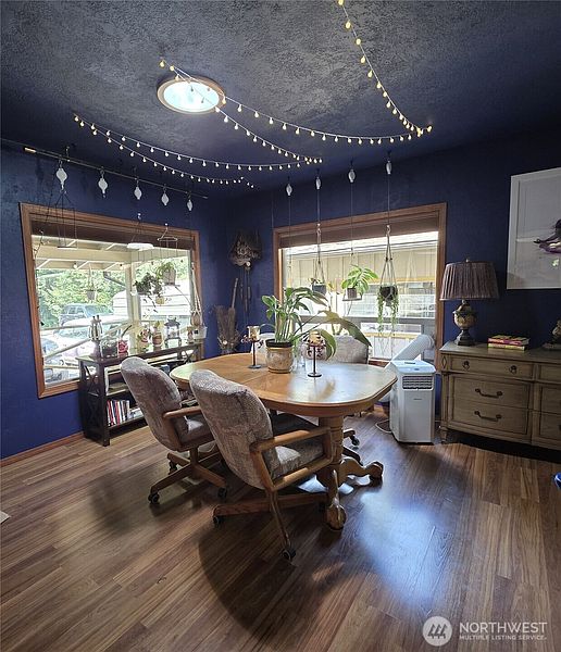 3rd image of 400 Seamount Drive