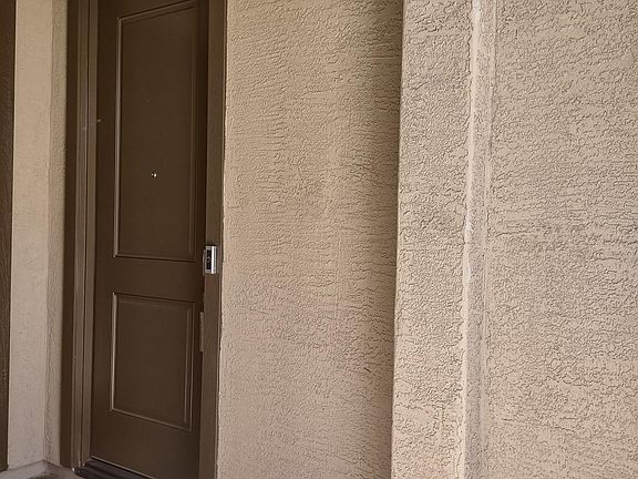 2nd image of 170 E Birchwood Pl