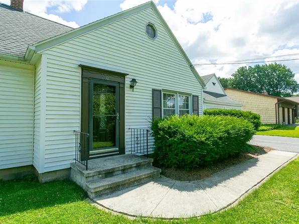 260 Buckman Rd, Rochester, NY 14615
