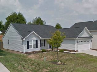 810 Peachtree Meadows Cir, Kernersville, NC 27284