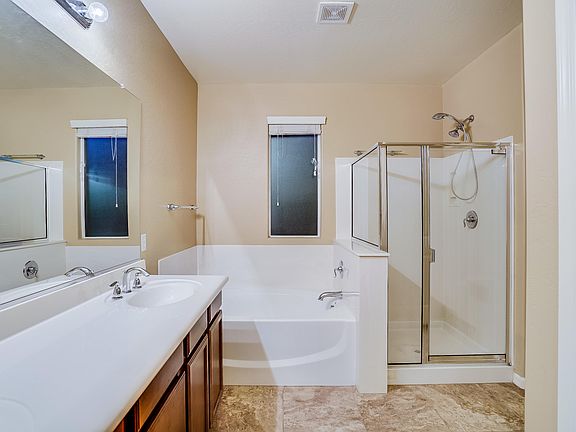 2nd image of 40220 N Oxford Way