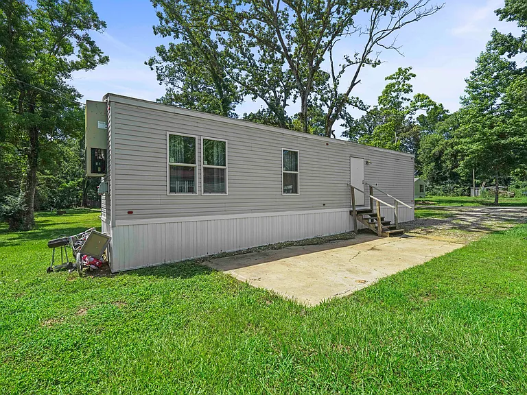 103 Crawford Rd — Photo 23