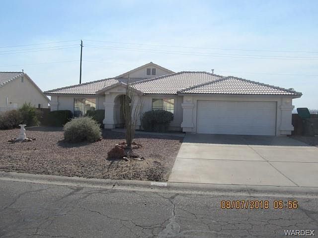 1st image of 4041 S Dixon Dr