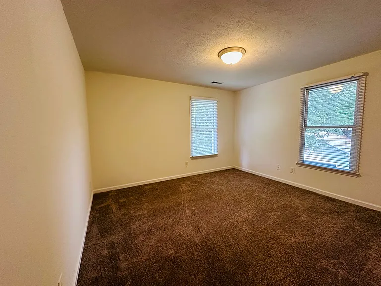 410 Alleghany St — Photo 13