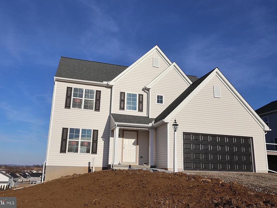 1st image of 318 Reserve Ln