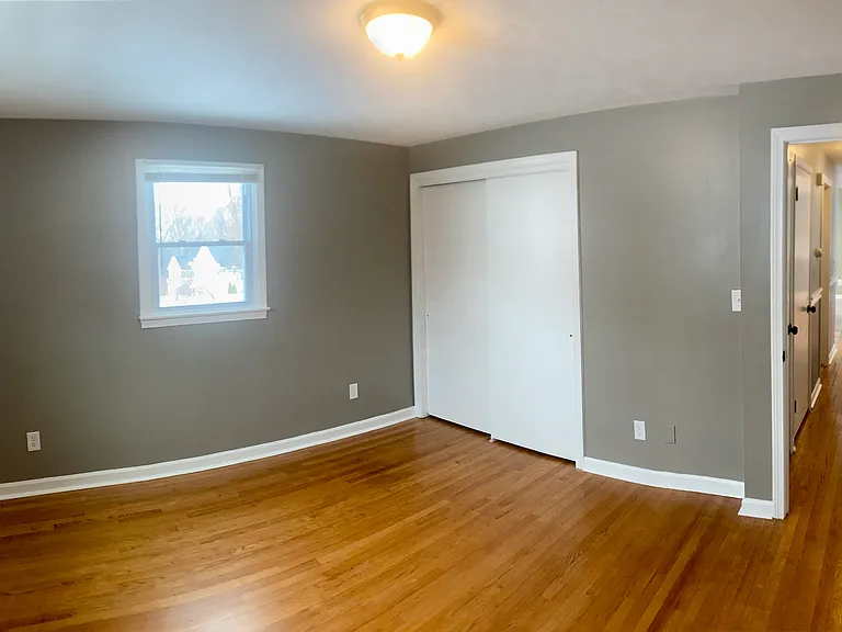 54 Muir Ave — Photo 10