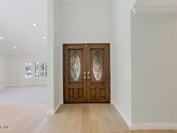 4th image of 29034 Hollow Oak Ct