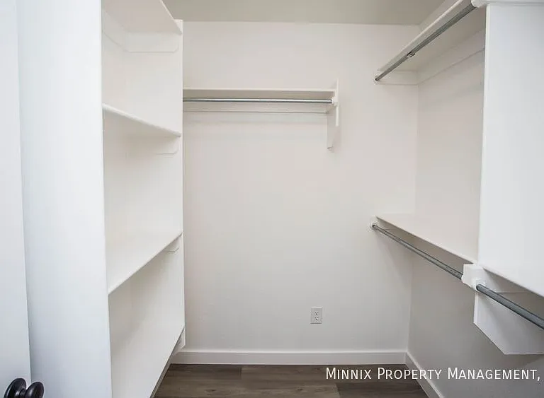 13212 Avenue S — Photo 30