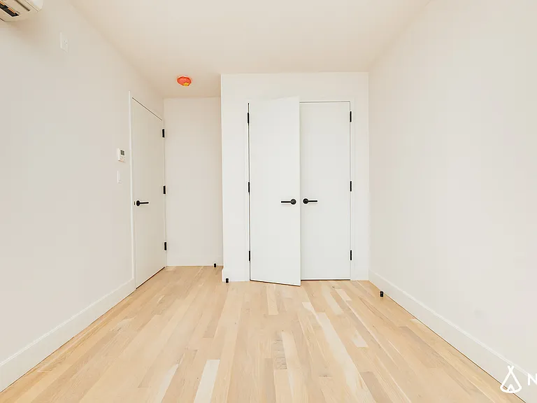 312 Devoe St #3E — Photo 6