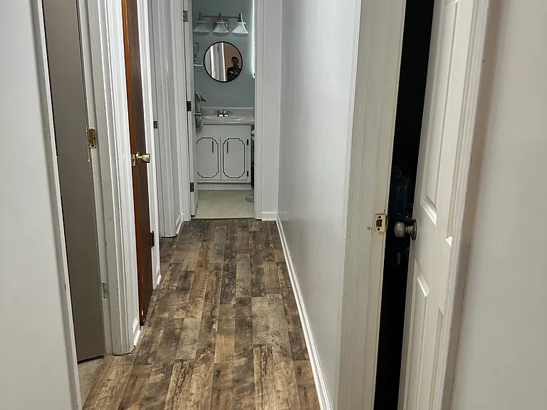 111 Fornum Dr — Photo 3