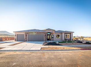 3069 W Coronado Dr, Hurricane, UT 84737