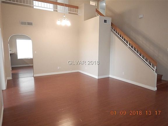 3rd image of 2724 Kennington Cir #0