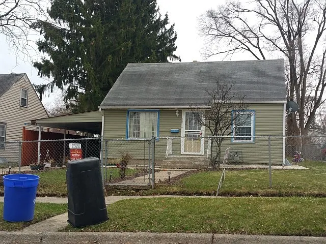 1816 Loomis St photo 1