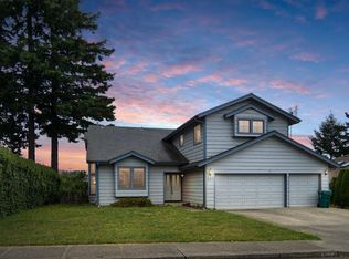 840 Cameo Ct, Brookings, OR 97415