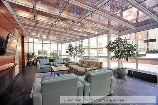 Sold by Bond New York | media 4